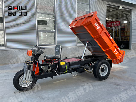 3.5噸電動(dòng)三輪自卸車(chē)